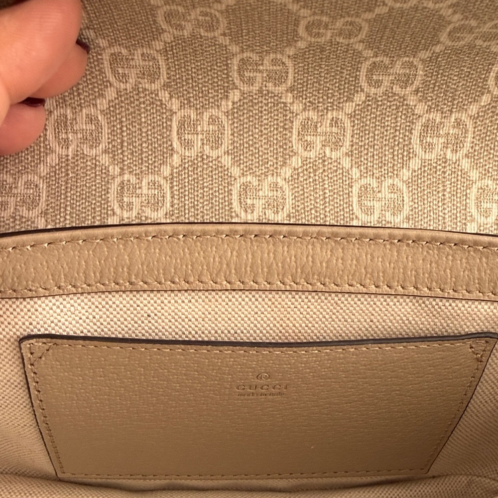 Gucci Ophidia Beige GG Crossbody with Green and Red Strap - Picture 4 of 8